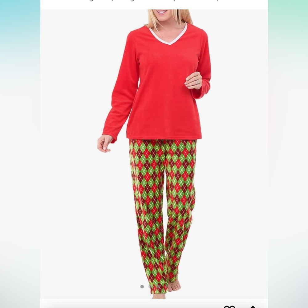 NWT Christmas fleece Pajama PJ set. Long sleeve and pants.